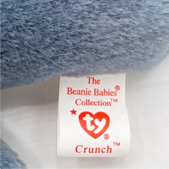 Ty Beanie Baby Crunch The Shark PVC pellets. - Picture 3 of 16
